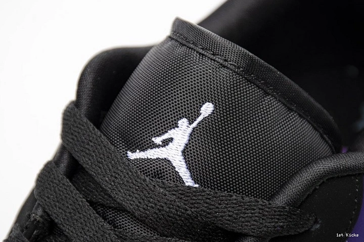 Low Jordan  1 553558-125 Purple  Court 1130